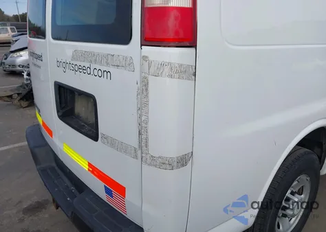 2016 Chevrolet Express 2500 Work Van z USA, uszkodzony, nr VIN 1GCWGAFF7G1334974